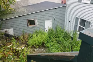 42 Summer St, Biddeford, ME 04005 - Photo 16