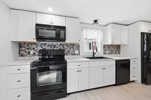 16 E Neck Rd, Nobleboro, ME 04555 - Photo 16