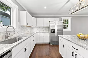 18 Dyer St, Saco, ME 04072 - Photo 22