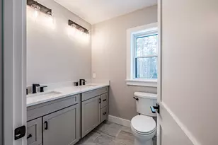 18 Fairway Commons Dr, Gorham, ME 04038 - Photo 14