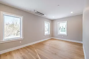 18 Fairway Commons Dr, Gorham, ME 04038 - Photo 12