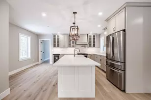 18 Fairway Commons Dr, Gorham, ME 04038 - Photo 6