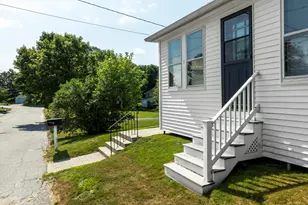 9 Nash St, Lewiston, ME 04240 - Photo 4