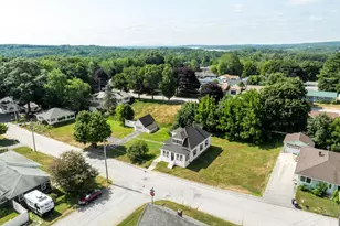 9 Nash St, Lewiston, ME 04240 - Photo 60