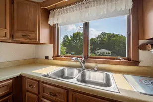 9 Nash St, Lewiston, ME 04240 - Photo 16