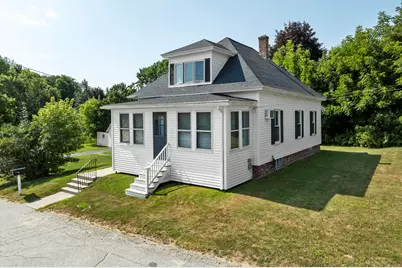 9 Nash Street, Lewiston, ME 04240 - Photo 2