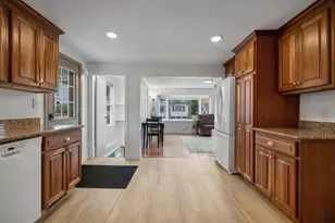 28 Boston Ave, Lewiston, ME 04240 - Photo 8