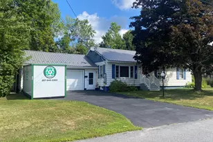 16 Paine St, Winslow, ME 04901 - Photo 2