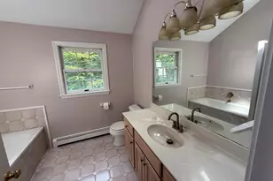 8 Fairway Dr, Scarborough, ME 04074 - Photo 24