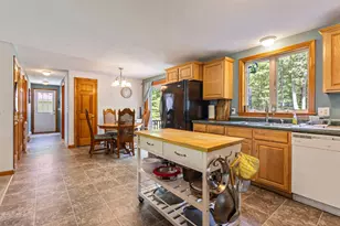 135 Fairview Dr, Waterboro, ME 04061 - Photo 10