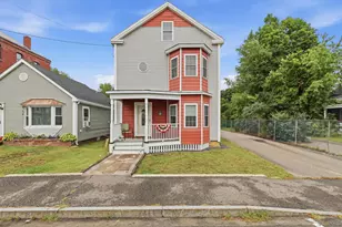 45 Main St, North Berwick, ME 03906 - Photo 2