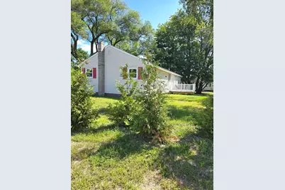 32 West Road, Waterboro, ME 04087 - Photo 2