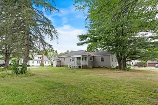 47 Fairfax St, Bangor, ME 04401 - Photo 6