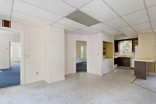 203 Summer St, Auburn, ME 04210 - Photo 24