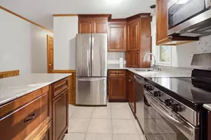 292 Hill St, Biddeford, ME 04005 - Photo 10