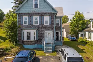37 McKown St, Boothbay Harbor, ME 04538 - Photo 2