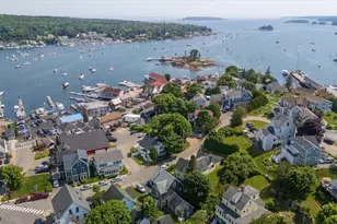 37 McKown St, Boothbay Harbor, ME 04538 - Photo 8