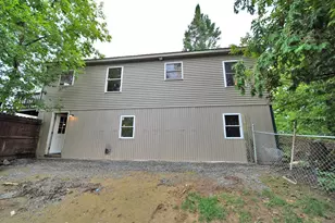 9 State St, Houlton, ME 04730 - Photo 6