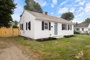 7 Tower Cir, Bath, ME 04530 - Photo 4