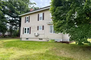 128 Fraser Ave, Madawaska, ME 04756 - Photo 4