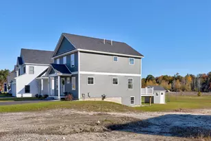 18 Feldspar Ln, Cumberland, ME 04021 - Photo 32