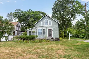 2 Roberts Ln, Cape Elizabeth, ME 04107 - Photo 1