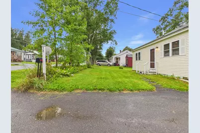 38 School Avenue, Limestone, ME 04750 - Photo 4