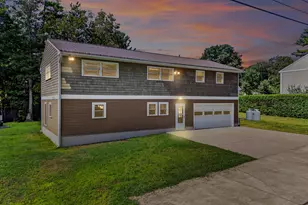 10 Oceanside Ave W, York, ME 03909 - Photo 1