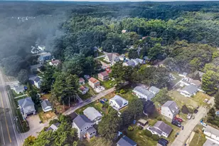 10 Oceanside Ave W, York, ME 03909 - Photo 58
