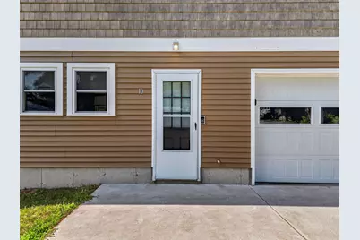 10 Oceanside Avenue W, York, ME 03909 - Photo 4
