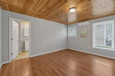 10 Oceanside Avenue W, York, ME 03909 - Photo 12