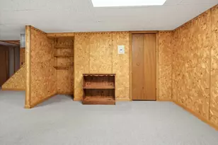 17 Bonnallie Ave, Lewiston, ME 04240 - Photo 44
