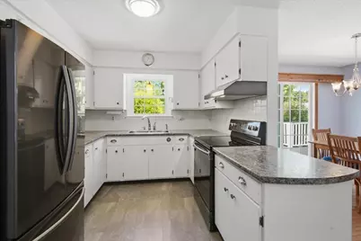 17 Bonnallie Avenue, Lewiston, ME 04240 - Photo 8