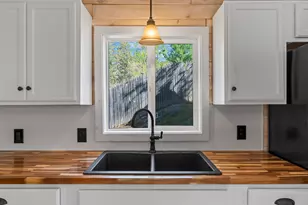 112 Taywood Rd, Auburn, ME 04210 - Photo 6