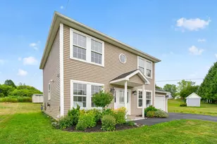 21 Whisper Dr, Bangor, ME 04401 - Photo 2