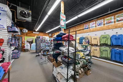464 Main Street, Rockland, ME 04841 - Photo 12