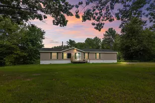 276 Violet Ln, Waldoboro, ME 04572 - Photo 2
