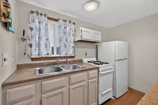 4 Ivy Ave, Old Orchard Beach, ME 04064 - Photo 28