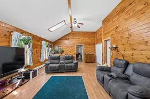825 Eastern Ave, Augusta, ME 04330 - Photo 18