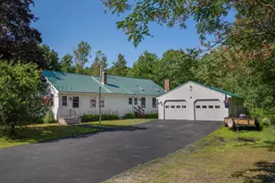 825 Eastern Ave, Augusta, ME 04330 - Photo 2