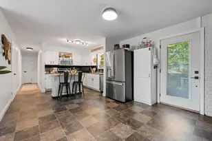 71 Dartmouth St, Bangor, ME 04401 - Photo 6