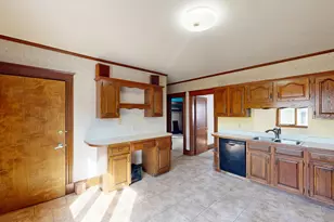 65 Jefferson St, Lewiston, ME 04240 - Photo 6