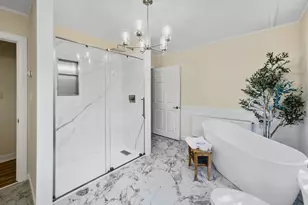 227 Mechanic St, Camden, ME 04843 - Photo 18