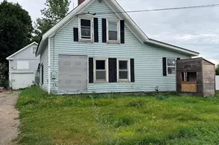 98 Main St, Hartland, ME 04943 - Photo 4