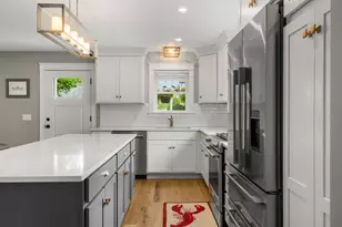 43 Smith St, South Portland, ME 04106 - Photo 8