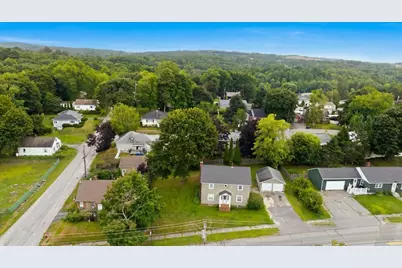 139 South Avenue, Lewiston, ME 04240 - Photo 2