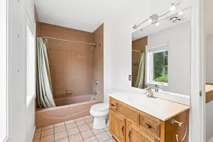 49 Wildwood Dr, Cape Elizabeth, ME 04107 - Photo 22