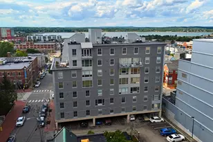 21 Chestnut St, Portland, ME 04101 - Photo 2