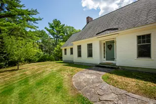 60 Harbour Hill Dr, Owls Head, ME 04854 - Photo 2