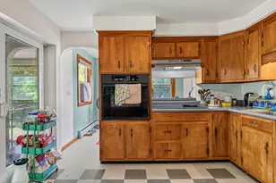 15 Mayflower Rd, Hallowell, ME 04347 - Photo 18